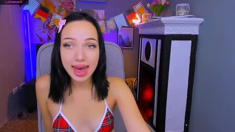 nicki_lovex online show from 09.13.25