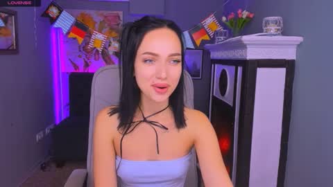 nicki_lovex online show from 09.22.25