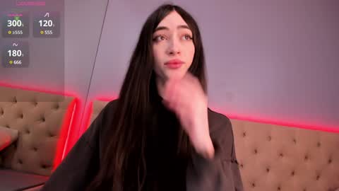 Nickie online show from 02.01.25