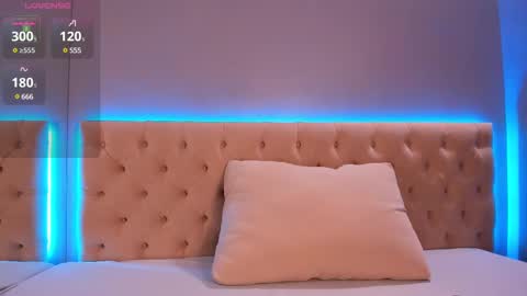 Nickie online show from 03.08.25