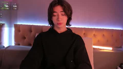 Nickie online show from 09.13.25