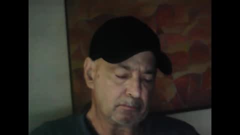 Snapshot of nickincali chatting on 12.19.24 nickincali online show from 12.19.24