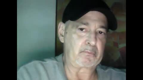 Snapshot of nickincali chatting on 12.25.24 nickincali online show from 12.25.24