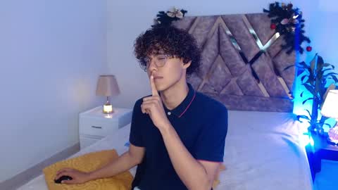 Snapshot of nickolas_moon chatting on 12.14.24 Nickolas Muoz online show from 12.14.24