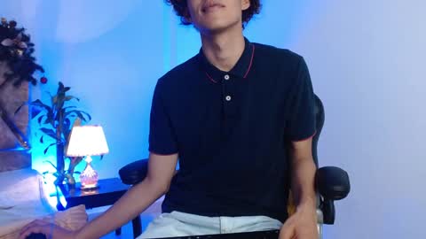 Snapshot of nickolas_moon chatting on 12.14.24 Nickolas Muoz online show from 12.14.24