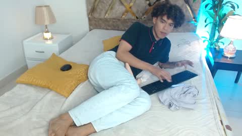 Snapshot of nickolas_moon chatting on 12.14.24 Nickolas Muoz online show from 12.14.24