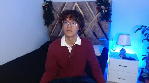 Snapshot of nickolas_moon chatting on 12.19.24 Nickolas Muoz online show from 12.19.24