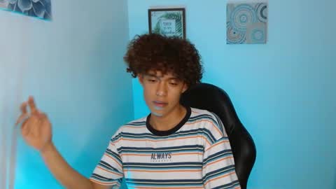 Snapshot of nickolas_moon chatting on 12.24.24 Nickolas Muoz online show from 12.24.24