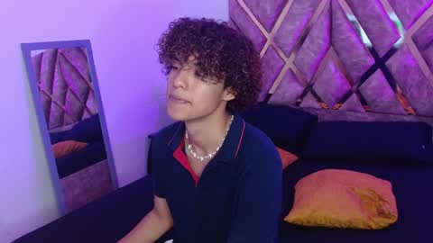 Snapshot of nickolas_moon chatting on 02.03.25 Nickolas Muoz online show from 02.03.25