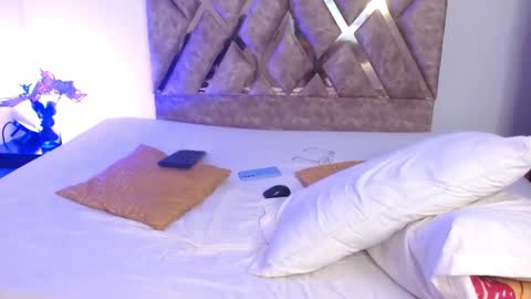 Snapshot of nickolas_moon chatting on 02.14.25 Nickolas Muoz online show from 02.14.25