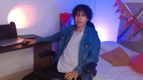 Snapshot of nickolas_moon chatting on 02.16.25 Nickolas Muoz online show from 02.16.25