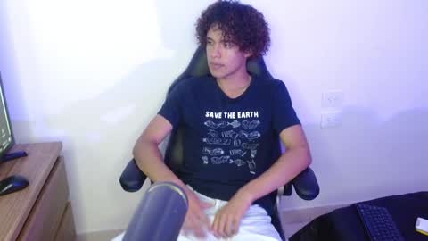 Snapshot of nickolas_moon chatting on 09.10.25 Nickolas Muoz online show from 09.10.25