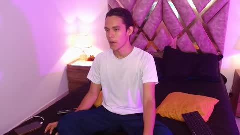 Snapshot of nickolas_moon chatting on 09.11.25 Nickolas Muoz online show from 09.11.25