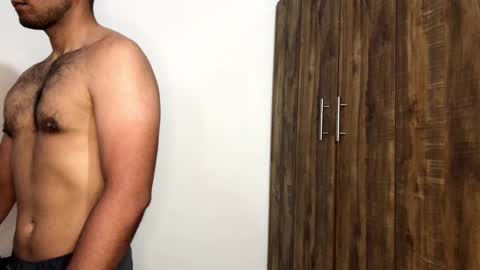 Snapshot of nicktristen_16 chatting on 10.29.25 nicktristen_16 online show from 10.29.25