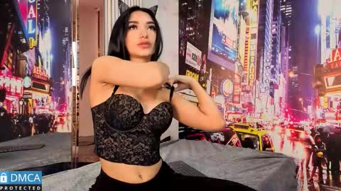 Snapshot of nicky_1824 chatting on 10.17.25 NICKY online show from 10.17.25