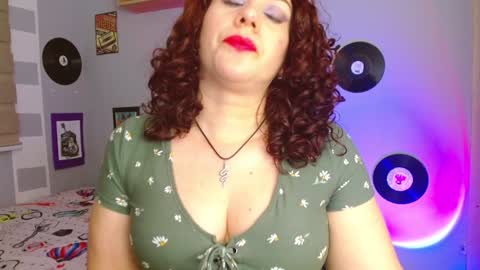 Snapshot of nicky_lucy_m chatting on 12.29.24 lucy online show from 12.29.24
