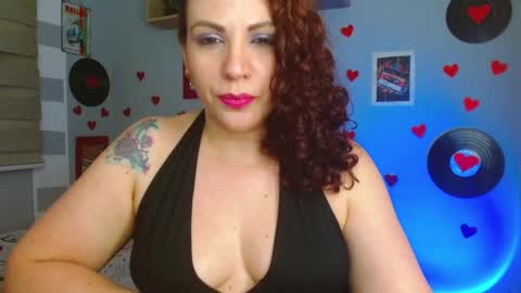 Snapshot of nicky_lucy_m chatting on 03.10.25 lucy online show from 03.10.25