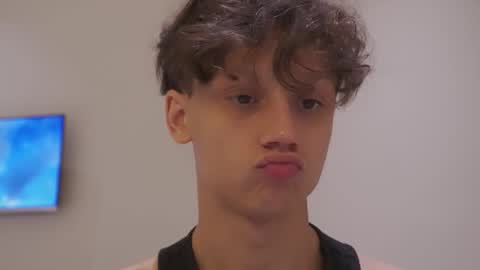 Nicky Neal online show from 10.12.25