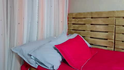 Snapshot of nicky_oli chatting on 02.09.25 nicky_oli online show from 02.09.25