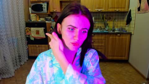 Nicky Weekends online show from 01.28.25