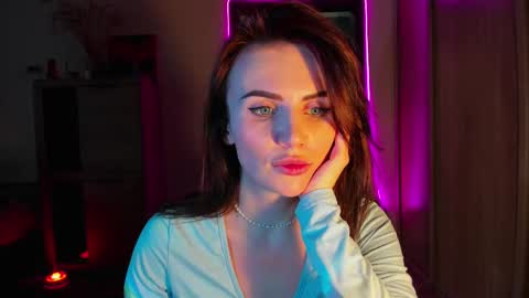 Nicky Weekends online show from 02.12.25