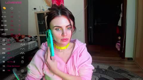 Nicky Weekends online show from 02.21.25