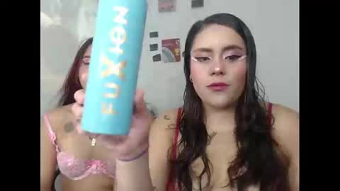 Nickyandcam online show from 09.20.25