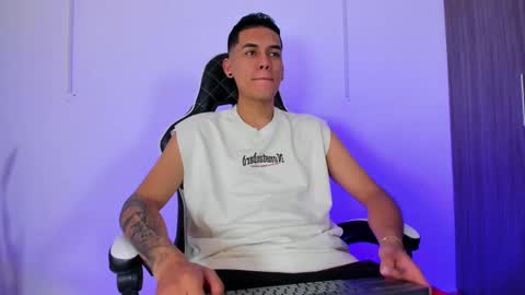 Snapshot of nickyblazze_ chatting on 09.16.25 Nicky  online show from 09.16.25