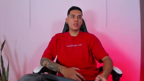 Snapshot of nickyblazze_ chatting on 09.17.25 Nicky  online show from 09.17.25