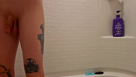 Snapshot of nickytatz chatting on 02.03.25 Nicky online show from 02.03.25