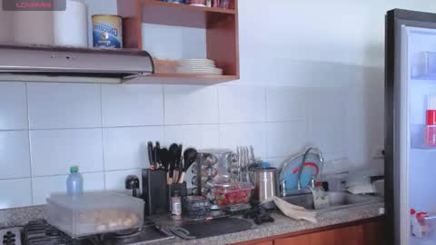 Snapshot of nickywindsor chatting on 09.28.25 Nicky online show from 09.28.25