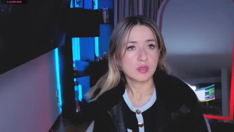 Nicky online show from 11.21.25