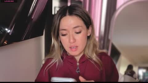 Nicky online show from 12.19.25