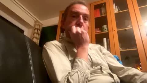 Nico online show from 01.04.25