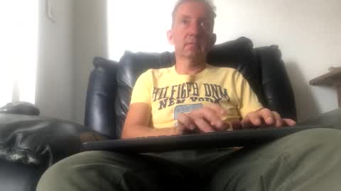 Nico online show from 09.28.25