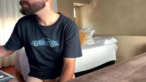 nicolas online show from 03.05.26