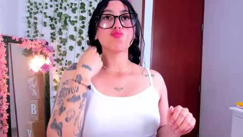 Nico online show from 09.29.25