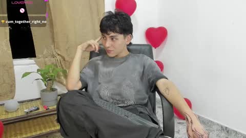 Snapshot of nico_nico_xd chatting on 02.15.25 Nico online show from 02.15.25