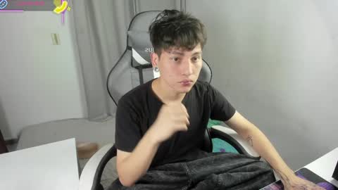 Snapshot of nico_nico_xd chatting on 04.27.26 Nico online show from 04.27.26