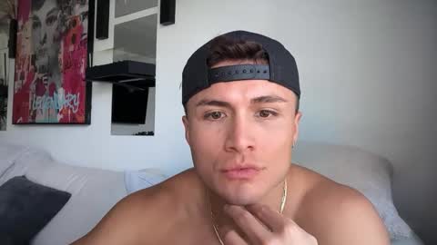 Snapshot of nicoferrarox chatting on 03.22.26 nicoferrarox online show from 03.22.26