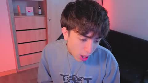 Nicolas online show from 10.18.25