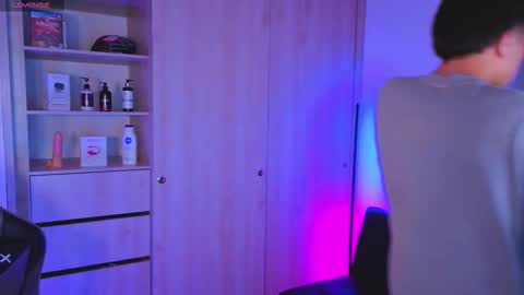 Nicolas online show from 10.25.25