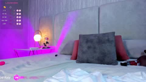 Snapshot of nicol_lopez8 chatting on 01.05.25 Nicol Lopez online show from 01.05.25