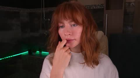 Nicol Moonn online show from 11.17.25