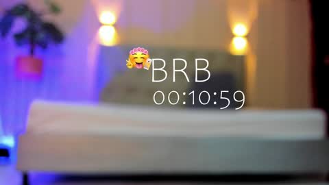 Snapshot of nicol_snow chatting on 01.12.25 Your baby Nicol online show from 01.12.25