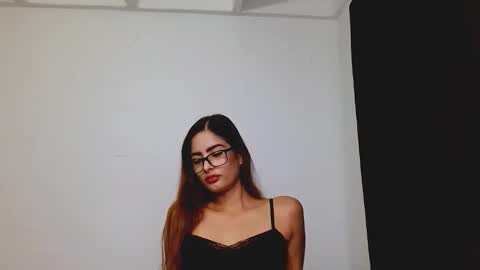 Snapshot of nicol_xx1 chatting on 02.18.26 Nicol online show from 02.18.26