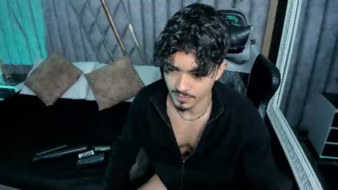 Snapshot of nicolaikarav chatting on 07.13.26 Nicolai online show from 07.13.26