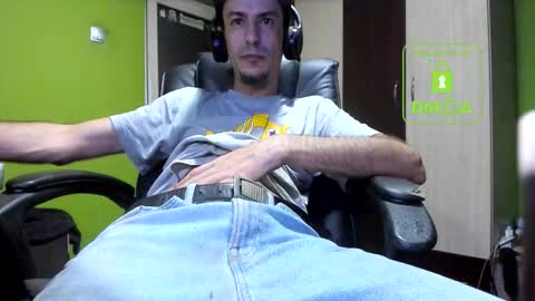 L. Nicolas online show from 11.21.25