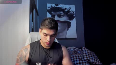 Snapshot of nicolasmuscle chatting on 06.17.26 Andres online show from 06.17.26