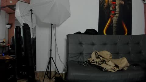 Snapshot of nicolass_fellener chatting on 01.13.25 Nicolas Fellener online show from 01.13.25
